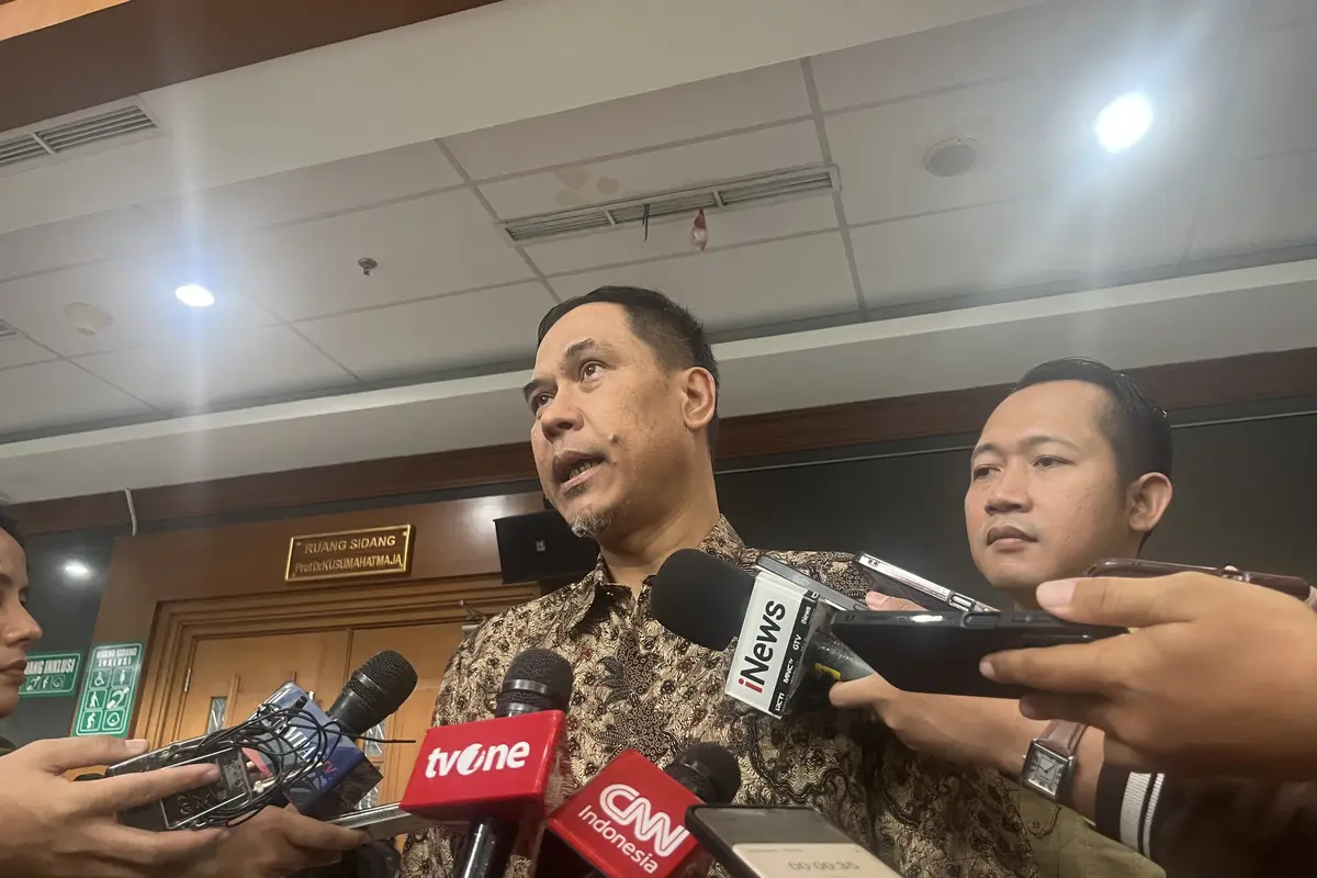 Kuasa hukum Eks Wakil Menteri Ketenagakerjaan (Wamenaker) Immanuel "Noel" Ebenezer Gerungan, Munarman. (Liputan6.com/Radityo)