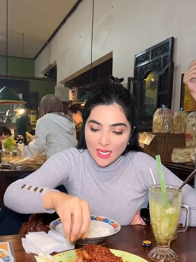 Momen Liburan Ashanty di Jogja