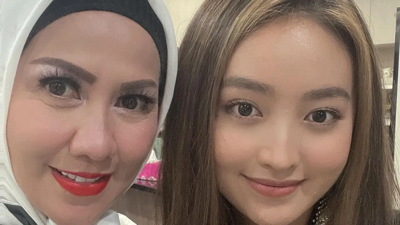 6 Momen Temu Kangen Natasha Wilona dan Venna Melinda, Tetap Berhubungan Baik