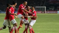 Persija raih kemenangan penting atas PS TNI untuk menjaga eksistensi di papan atas TSC. Bambang Pamungkas jadi figur penting dalam laga itu.