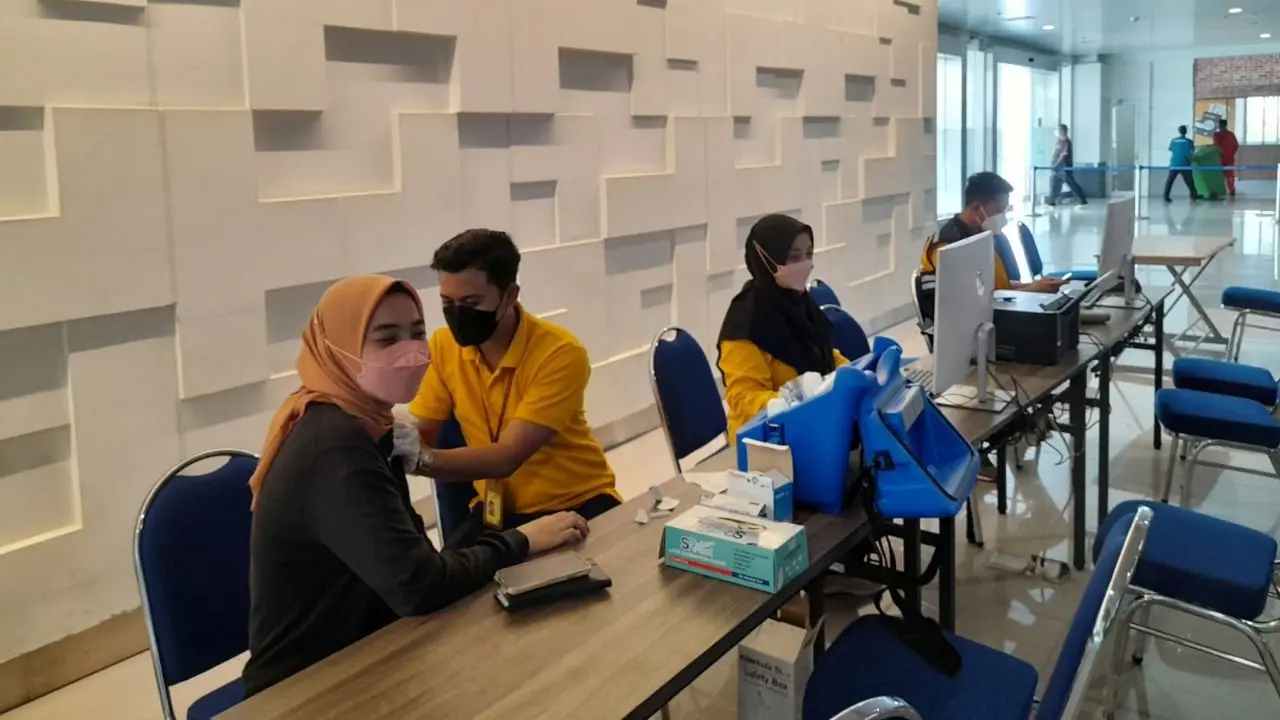 PT Angkasa Pura I mengoperasikan pos vaksinasi di 15 bandara yang dikelola. (Dok AP I)