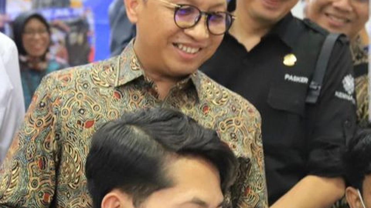 Kemnaker: Indonesia Hadapi Tantangan Kurang Tersedianya Lapangan Kerja