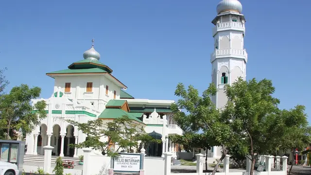 Masjid Baiturrahim, Aceh