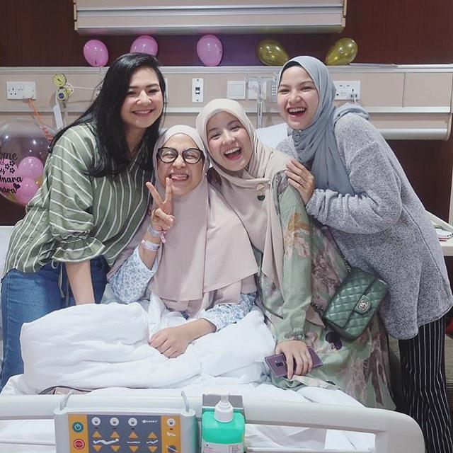 Jadi YouTuber, Ini 7 Momen Kompak Geng Artis The Berempat Aja