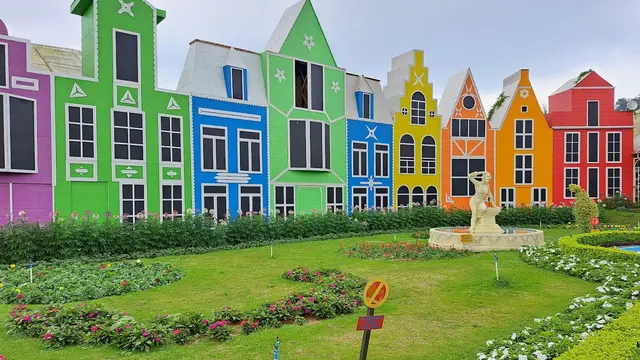 Flora Wisata Santerra de Laponte Malang