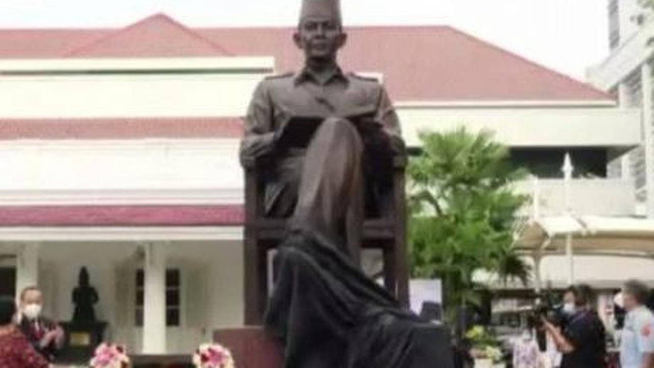 Patung Sukarno di Lembaga Ketahanan Nasional<br>