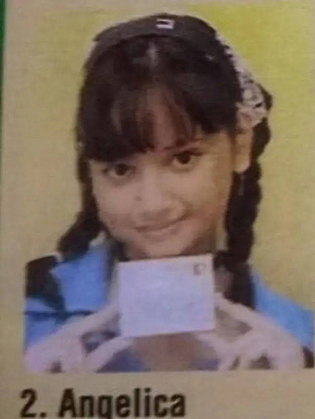 6 Potret Lawas Angelica Simperler, Penampilannya Bikin Pangling