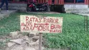 Tulisan Dilarang Parkir (ist)