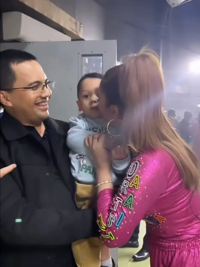 Potret Bunda Inul dan Baby Levian (Instagram/@inul.d)