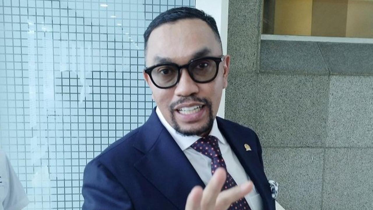 Soroti Kasus Guru Besar Farmasi UGM Lecehkan Mahasiswi, Sahroni Desak Pelaku Harus Diproses Hukum