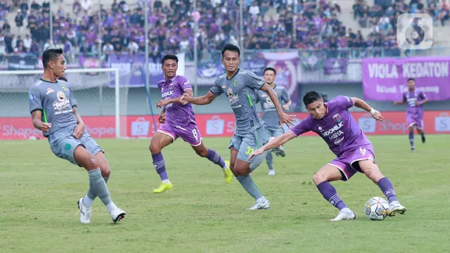 Persebaya Surabaya Bantai Persita Tangerang 5-0 di Liga 1