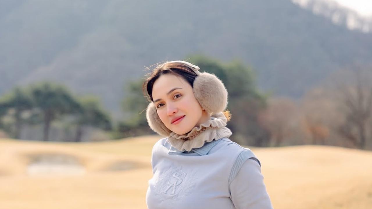 Potret Cantik Shandy Aulia Liburan ke Korea, Dipuji Mirip Song Hye Kyo
