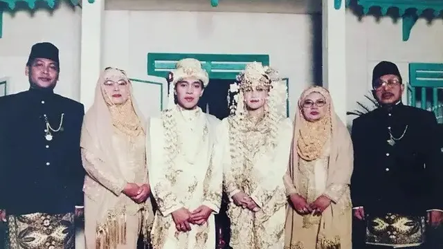 Istri Komeng