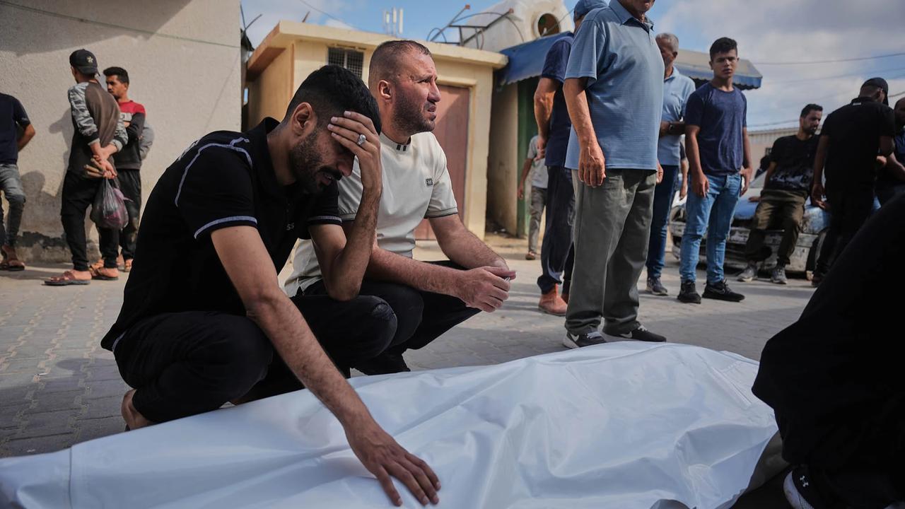 FOTO: Jurnalis Al Jazeera Tewas dalam Serangan Udara di Gaza