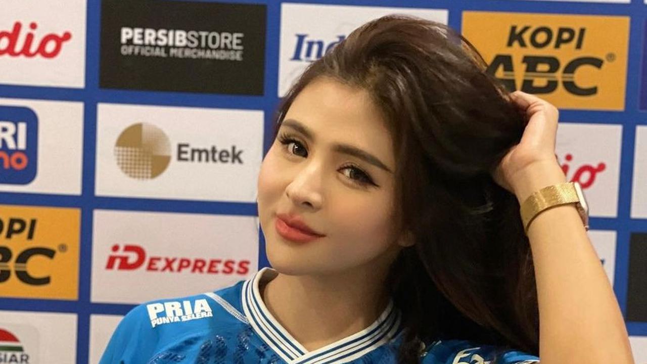 Thya Sekarang Jualan Nasi Tempong
