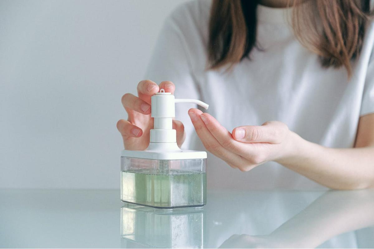 Benarkah Hand Sanitizer Tak Mampu Bunuh Semua Jenis Kuman?