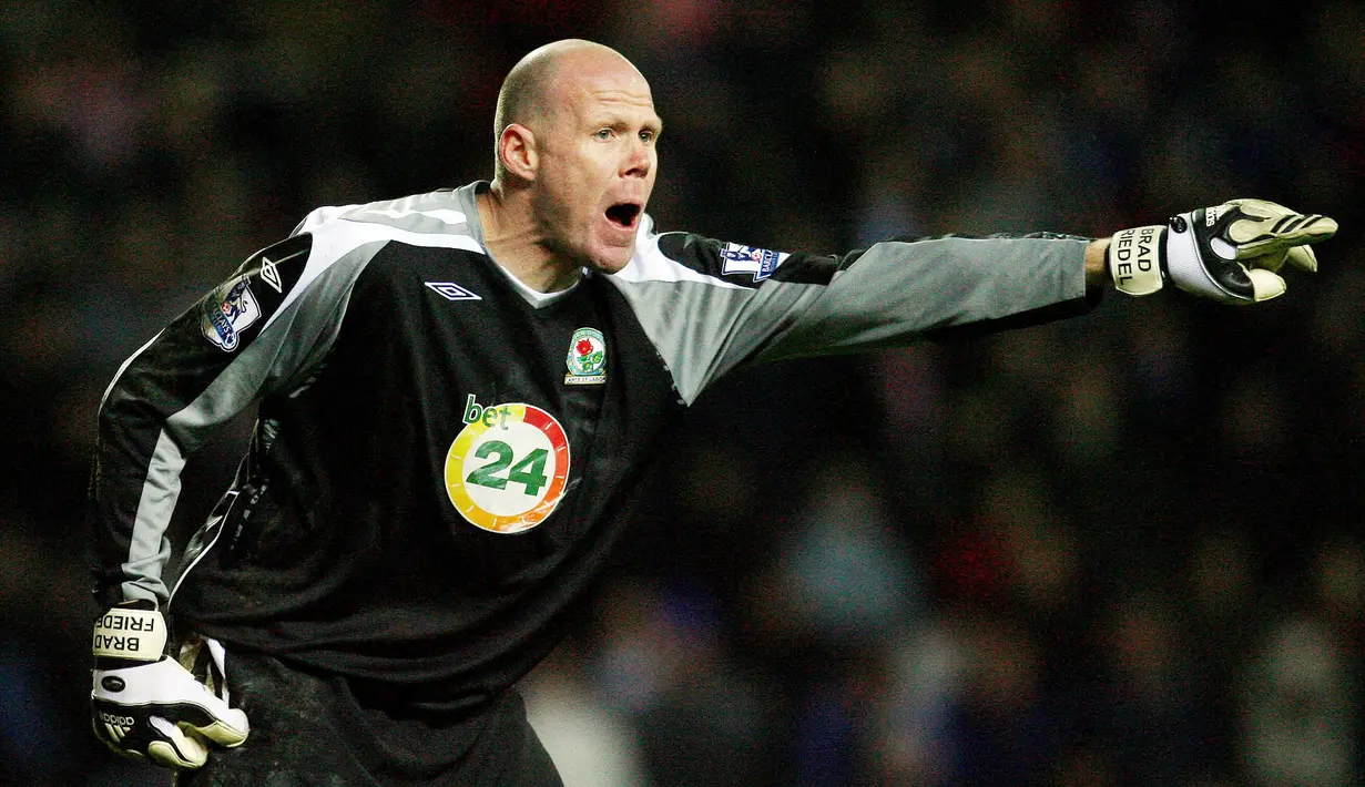Brad Friedel - Mantan penjaga gawang Blackburn Rovers ini juga tak kalah mentereng dengan barisan kiper tangguh di Liga Inggris. Tercatat Friedel telah melakukan 132 clean sheets. (AFP/Paul Ellis)