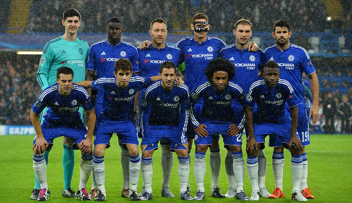 Juara grup G, Chelsea. The Blues kini performanya sedang menurun namun bukan tidak mungkin anak asuhan Jose Mourinho itu mampu meraih gelar tahun ini. (AFP/Glyn Kirk)