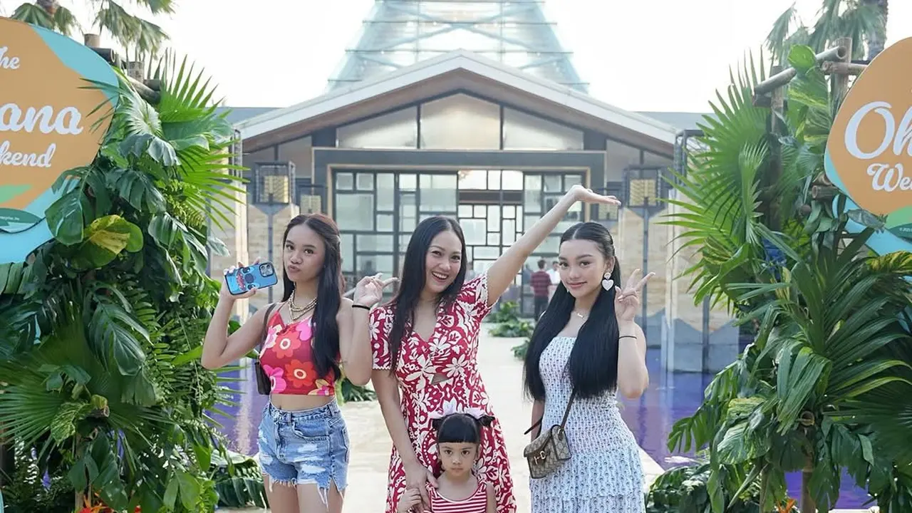 Tampilan Awet Muda Nola B3 Saat Dance Bareng Anak-anaknya, Gayanya Bak Kakak-Adik dengan Naura dan Neona