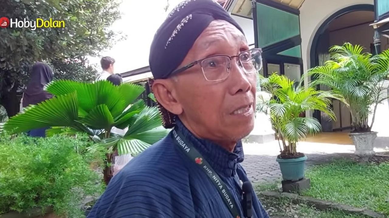 Abdi Dalem