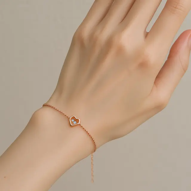 Tips Memilih Model Gelang Emas Sesuai Bentuk Tangan (Foto: ChatGPT)
