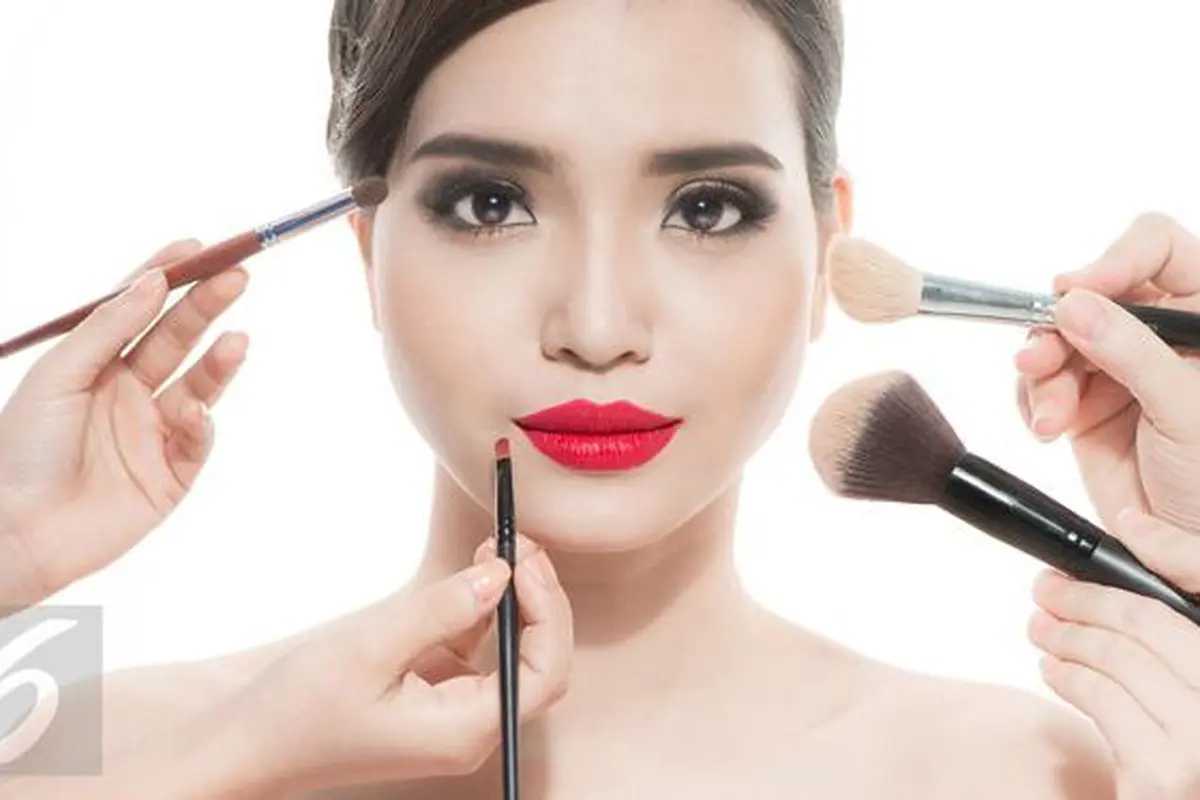 Tips Cerdas Membuat Hasil Makeup Tahan Lama