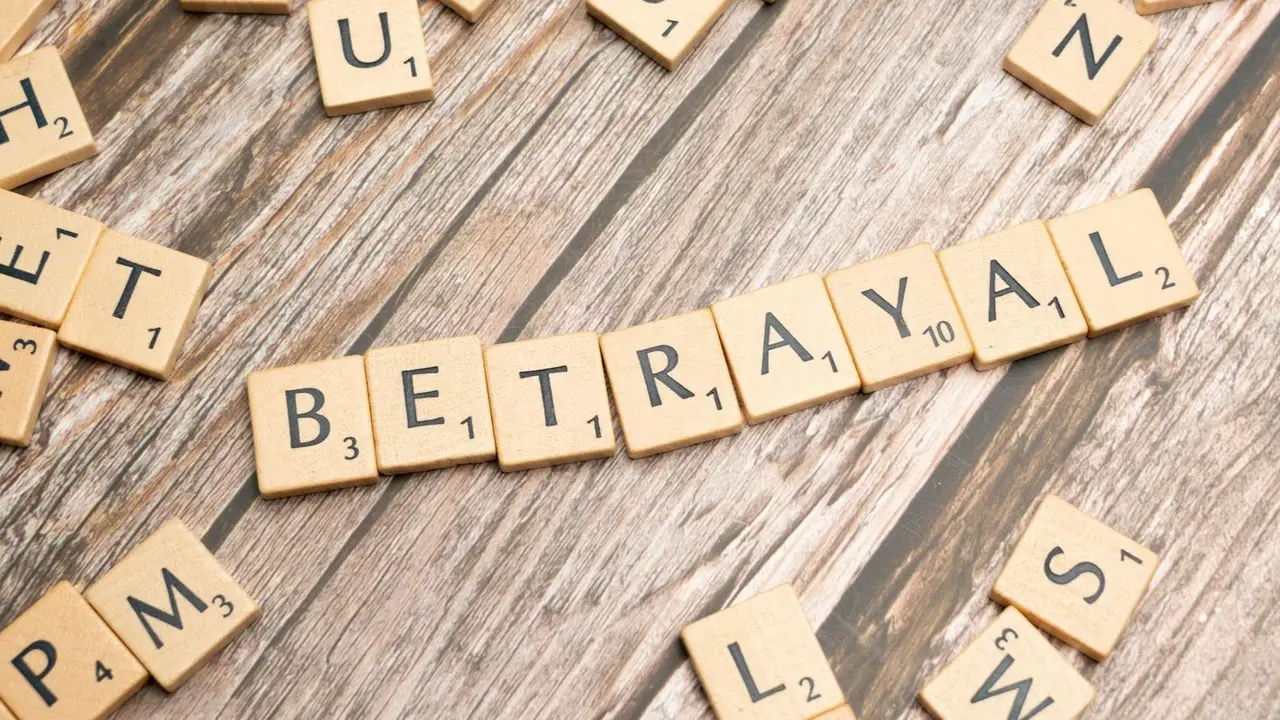 50 Quotes About Betrayal in Love and Friendship to Comfort Your Heart