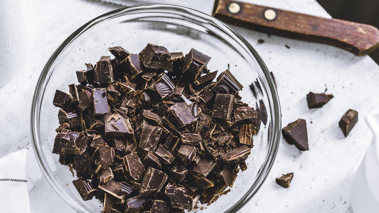 Cokelat Aman atau Berbahaya Jika Dikonsumsi oleh Penderita Asam Urat? Simak Penjelasannya