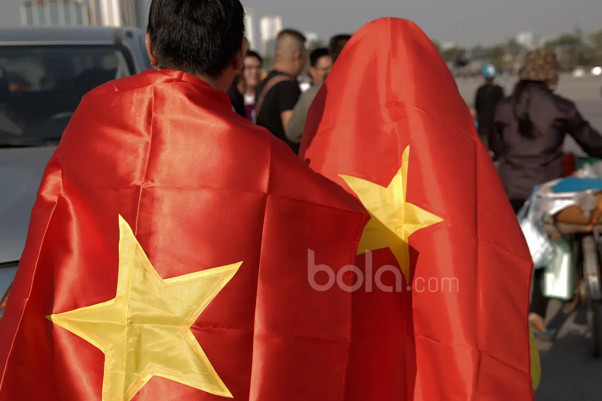 Fans Vietnam dan Suasana Sebelum Laga Semifinal  Piala AFF 2016