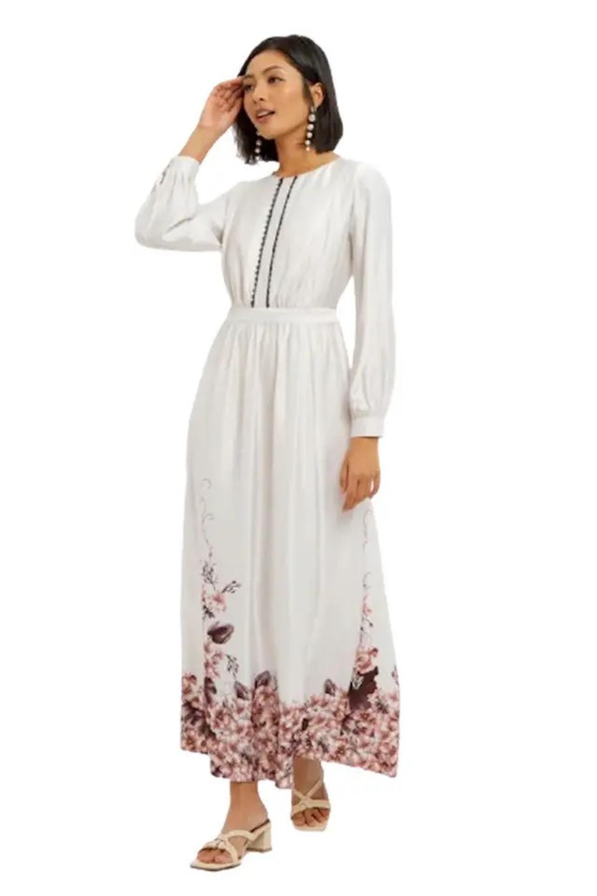 Model Gamis Terbaru Motif Bunga Kombinasi Polos yang Simpel dan Elegan