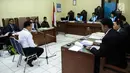 Suasana Sidang ke-6 perkara Fiktif Positif di Pengadilan Tinggi Usaha Negara Jakarta, Rabu (24/5). Dalam perkara ini, belasan anggota DPD menggugat proses pengambilan sumpah Oesman Sapta, Nono Sampono, dan Darmayanti Lubis. (Liputan6.com/Faizal Fanani)