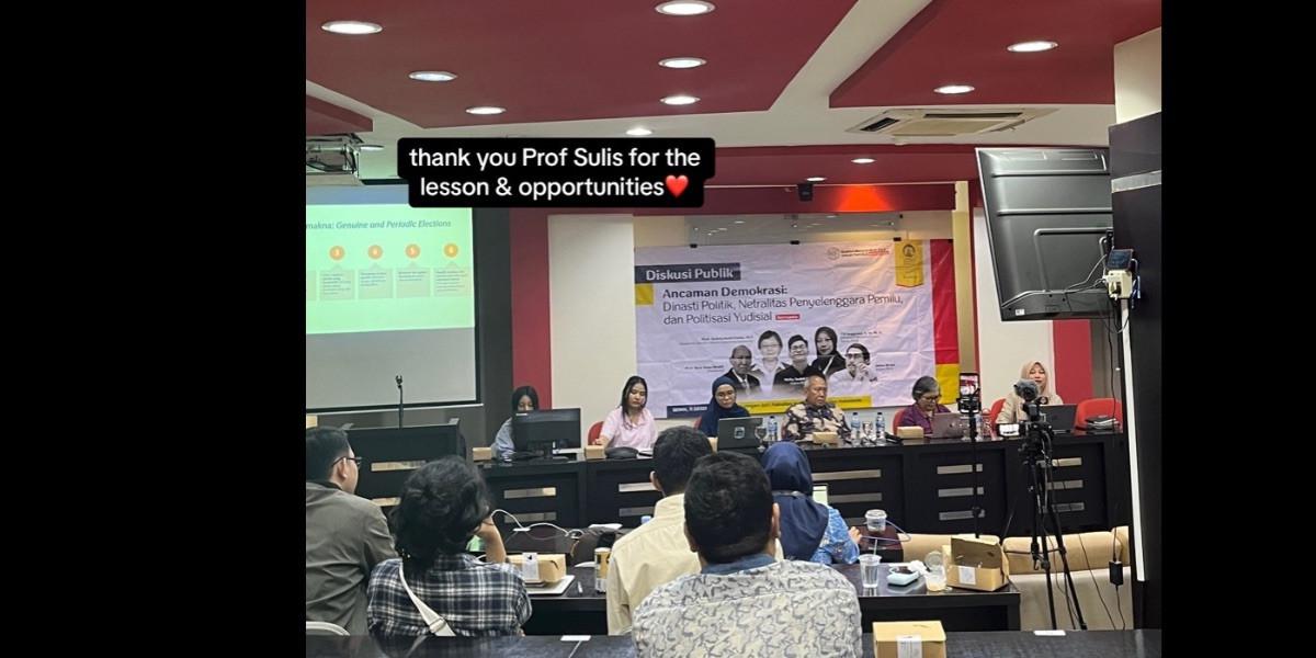"Selamat yang besar dear Ghanies. Semoga sukses terus untuk selanjutnya. Lots of love," tulis Prof. Sulis.