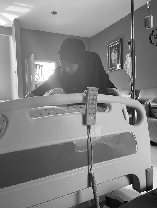 [Instagram/tantrisyalindri]