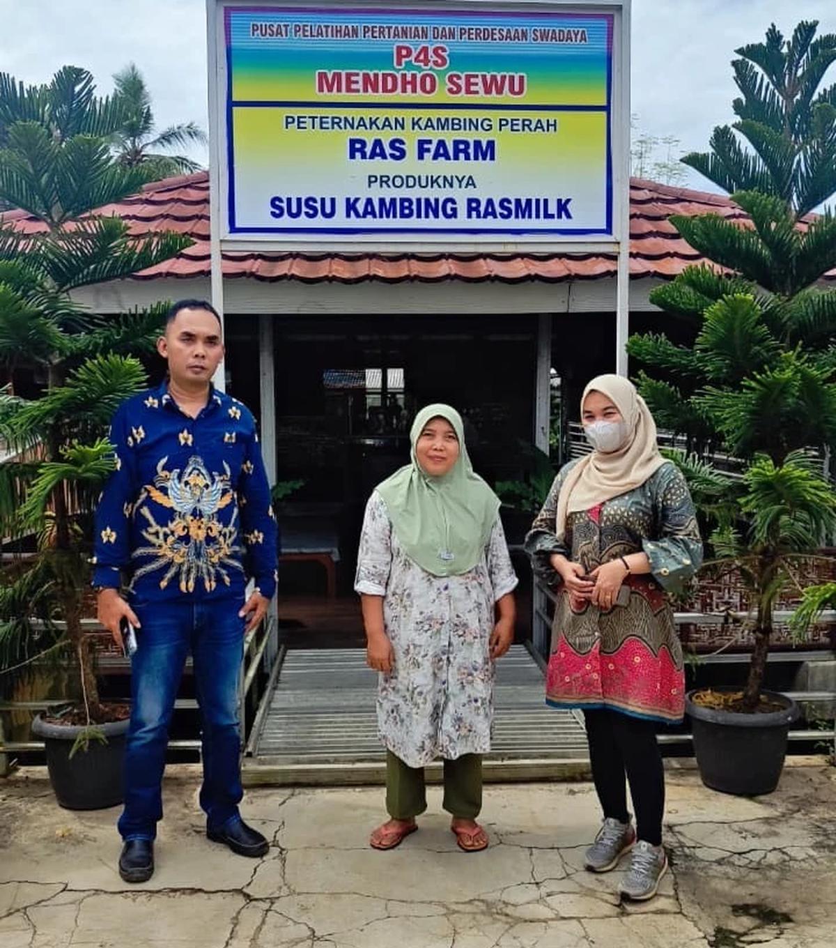 UMKM Susu Kambing Ras Farm Tumbuh Pesat Berkat Dukungan KUR BRI