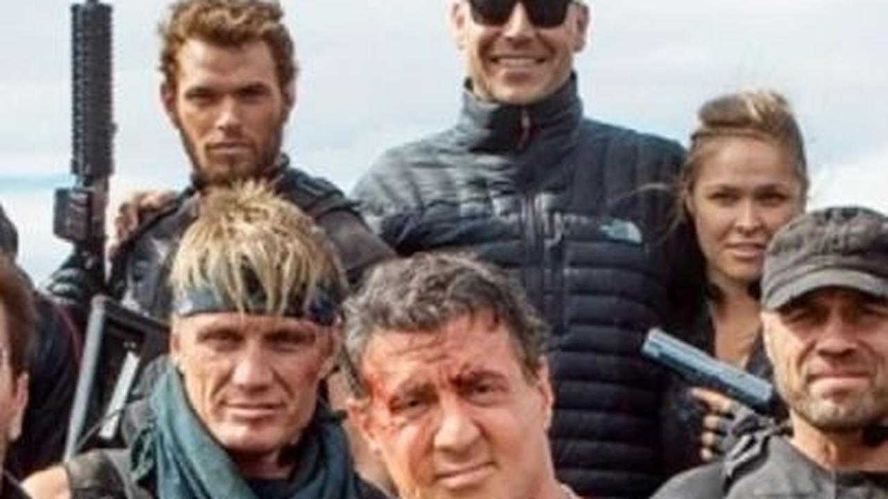 Expend4bles akan tayang di Indonesia mulai tanggal 20 September 2023. Bagi para penggemar Iko Uwais dan aksi laga yang mendebarkan, pastikan untuk segera mendapatkan tiket dan menikmati akting spektakuler aktor Indonesia ini dalam dunia perfilman Hollywoo