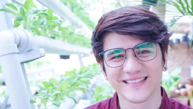 6 Potret James Thomas Smith, Pemeran Axel dalam Sinetron Anak Band