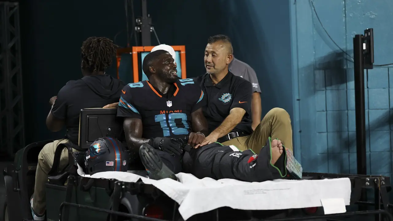 Tyreek Hill Suffers Serious Knee Injury, Is Dolphins' 2025 Season in Threat?