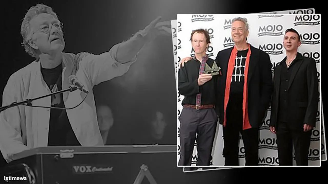 the-doors-130704c.jpg