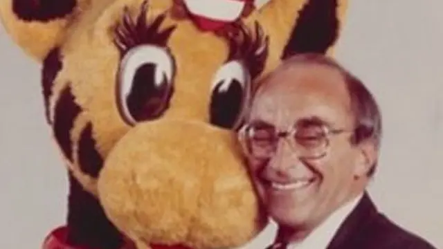 Charles Lazarus, pendiri toko ritel mainan Toys R Us. (Dokumentasi Toys R Us)