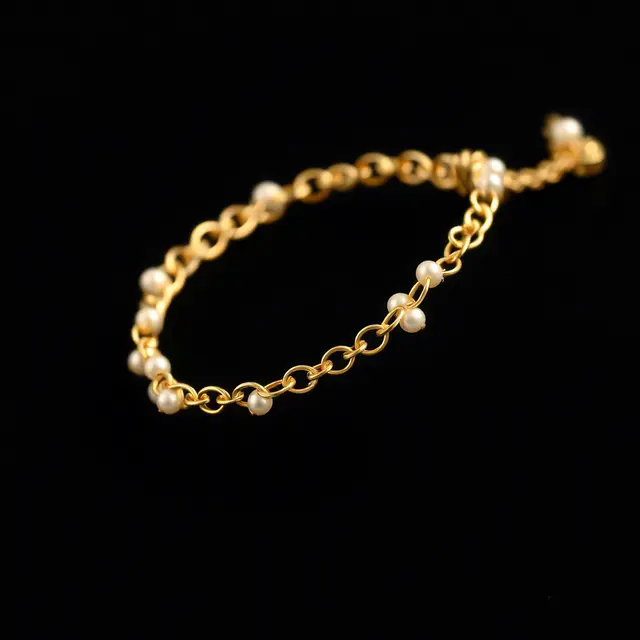 Model Gelang Emas Rantai yang Lagi Trend