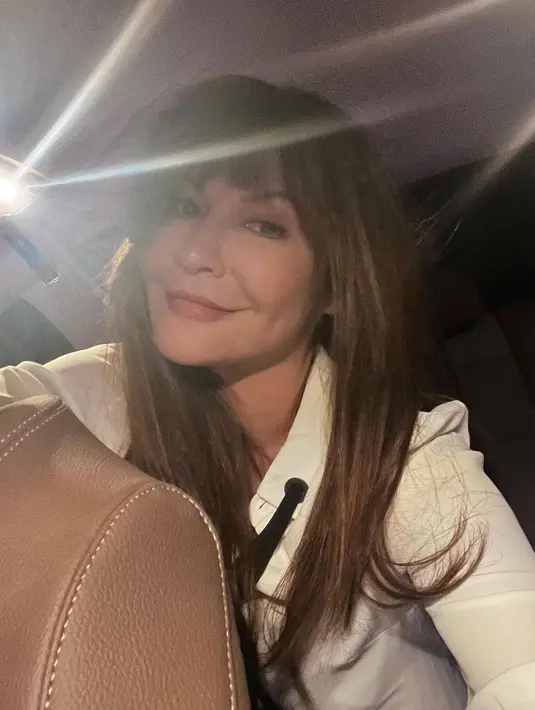 "Penampilan terbaru dari Tamara B sesudah hotman minta potonh rambut," tulis hotmanparisofficial mengunggah foto Tamara dengan penampilan baru saat di dalam mobil pada 4 Juli. [Instagram/tamarableszynskiofficial]