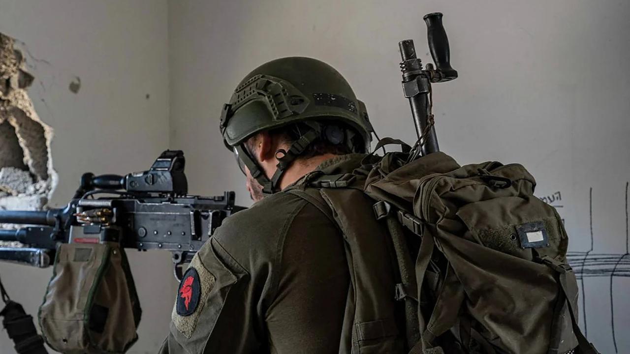 Akhirnya, Ini Negara Pertama yang Berani Tangkap Dua Tentara Israel atas Kejahatan Perang di Gaza