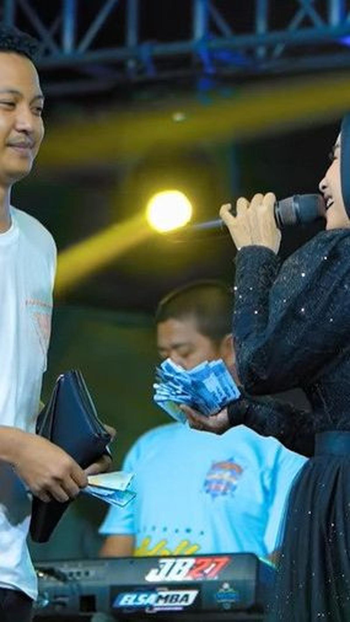 Aksi Bos Muda Sawer Tasya