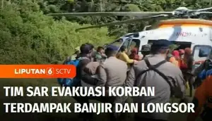 Tim SAR masih mengevakuasi warga terdampak banjir bandang dan tanah longsor di Kabupaten Luwu, Sulawesi Selatan, Sabtu siang. Tim SAR mengerahkan dua helikopter untuk mengangkut warga lansia yang sakit, tapi ada juga warga yang nekat berjalan kaki me...