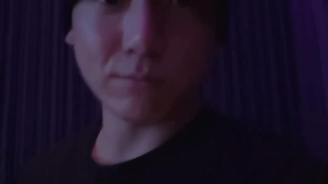 Jungkook BTS Pamer Ruangan Karaoke di Rumah Baru saat Live