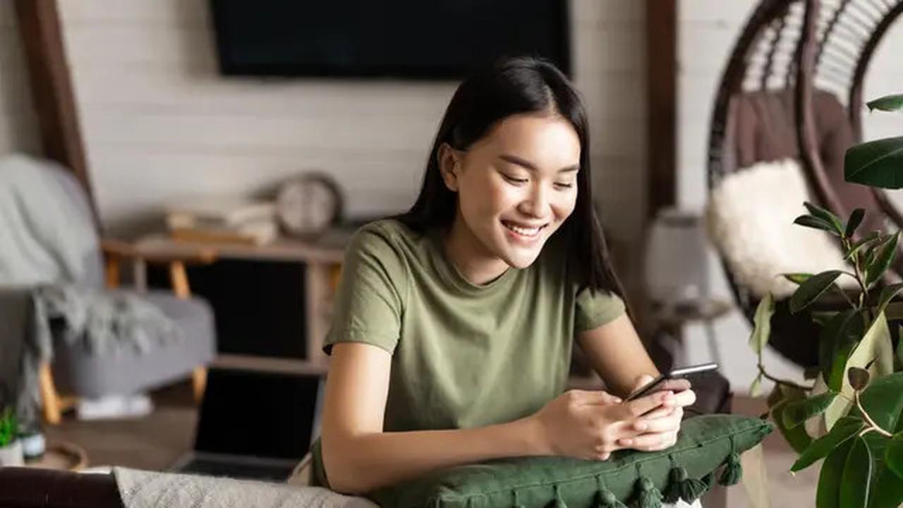 Bahaya Tersembunyi Bawa Smartphone ke Toilet: Ini 5 Alasan Kamu Harus Berhenti