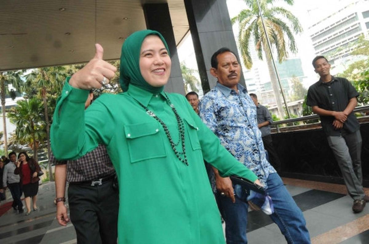 Istri eks Wali Kota Makassar jenguk suami di Rutan KPK