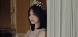 Song Hye Kyo saat Jadi Cover Vogue China. [@kyo1122]