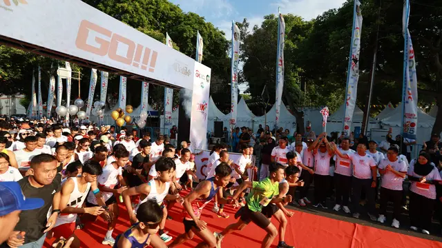 Seribu Warga Antusias Ikuti BIK Run 2025, Pemkab Banyuwangi dan OJK Ajak Masyarakat Melek Keuangan lewat Olahraga