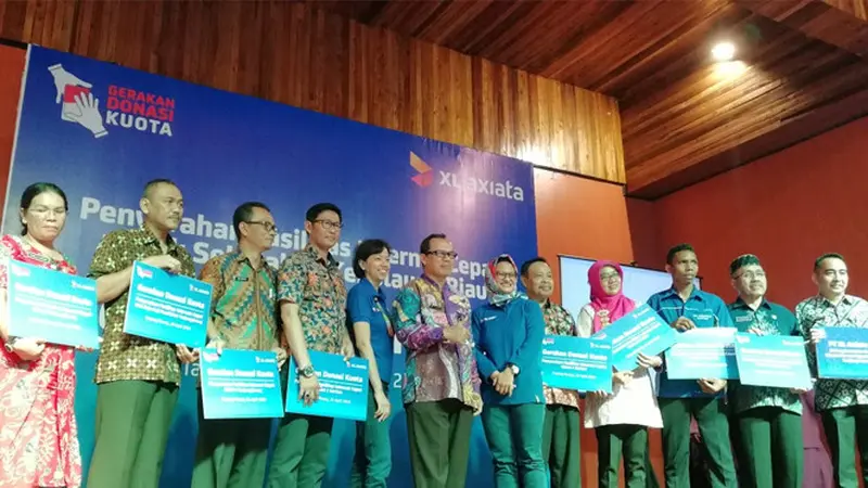 XL Salurkan Donasi Kuota ke Puluhan Sekolah di Kepulauan Riau